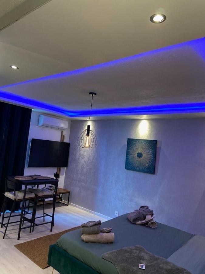 Appartement La Splenzia Spa Jacuzzi Wifi Clim 아비뇽 외부 사진